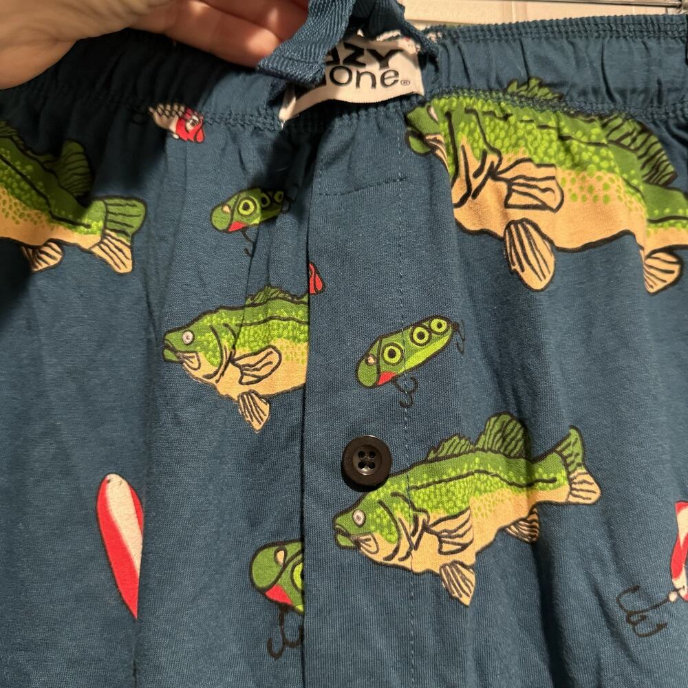Lazy Ones Bass Fish Pajama Shorts NEW Size Large - Picture 4 of 7